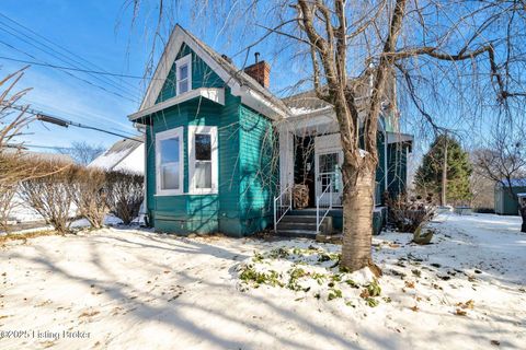 Photo of 2 Angora Ct, Louisville, KY 40206 (MLS # 1705434)