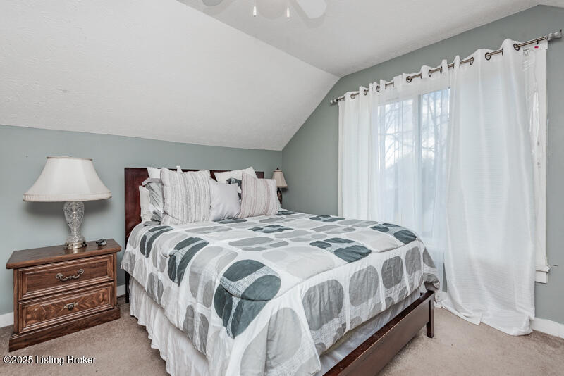 656 S 39th St, Louisville, Pennsylvania image 17