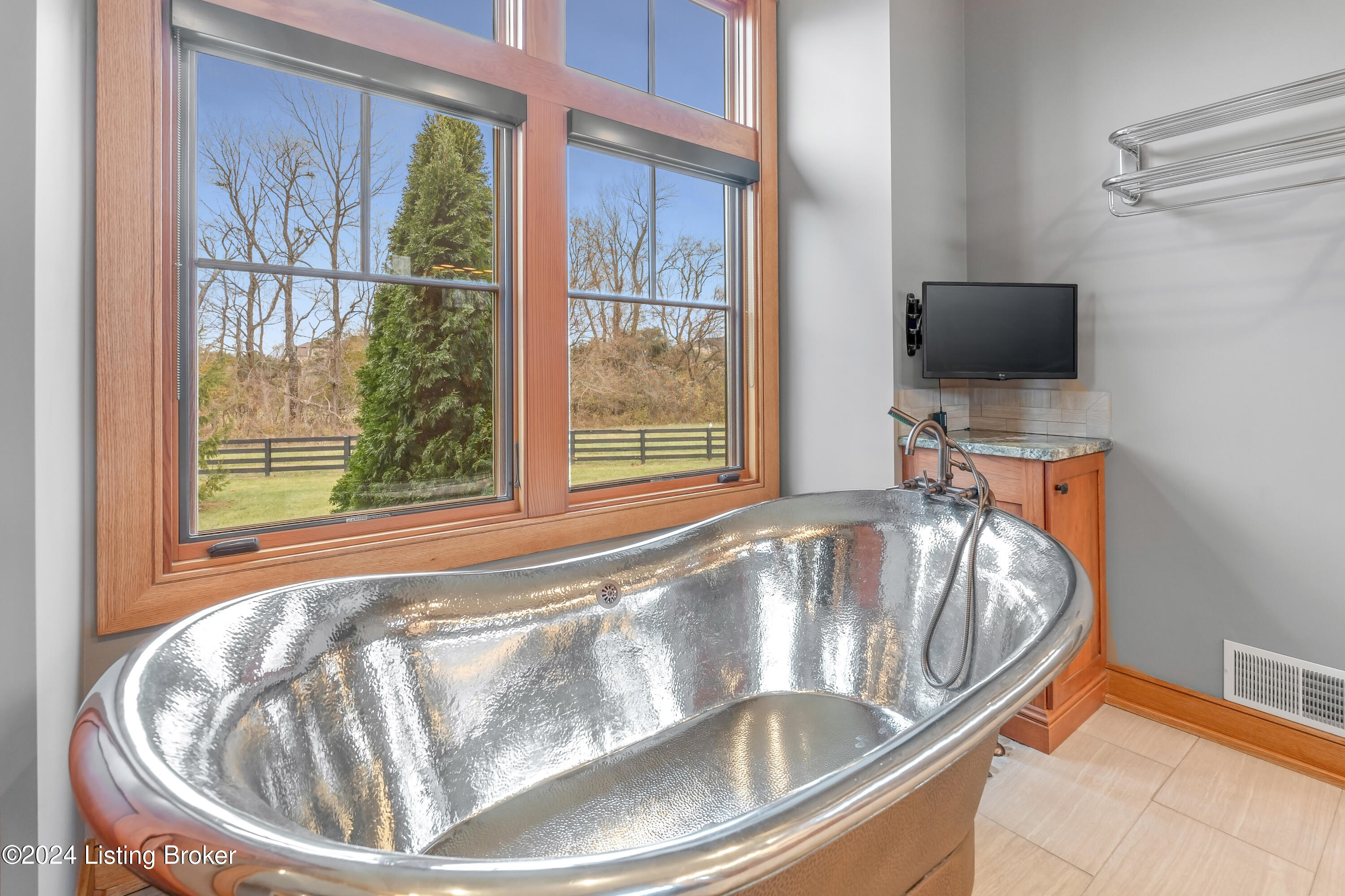 9306 Deepa Dr, Prospect, Kentucky image 18