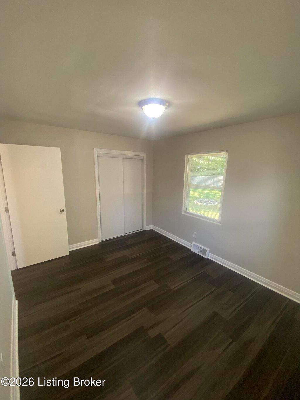 Photo of 5581 Dorinda Dr, Louisville, KY 40258 (MLS # 1717258)