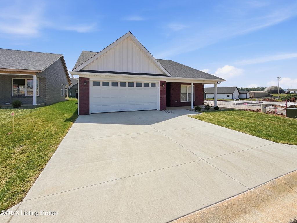 Photo of 65 Paislynne Ct, Brandenburg, KY 40108 (MLS # 1717912)