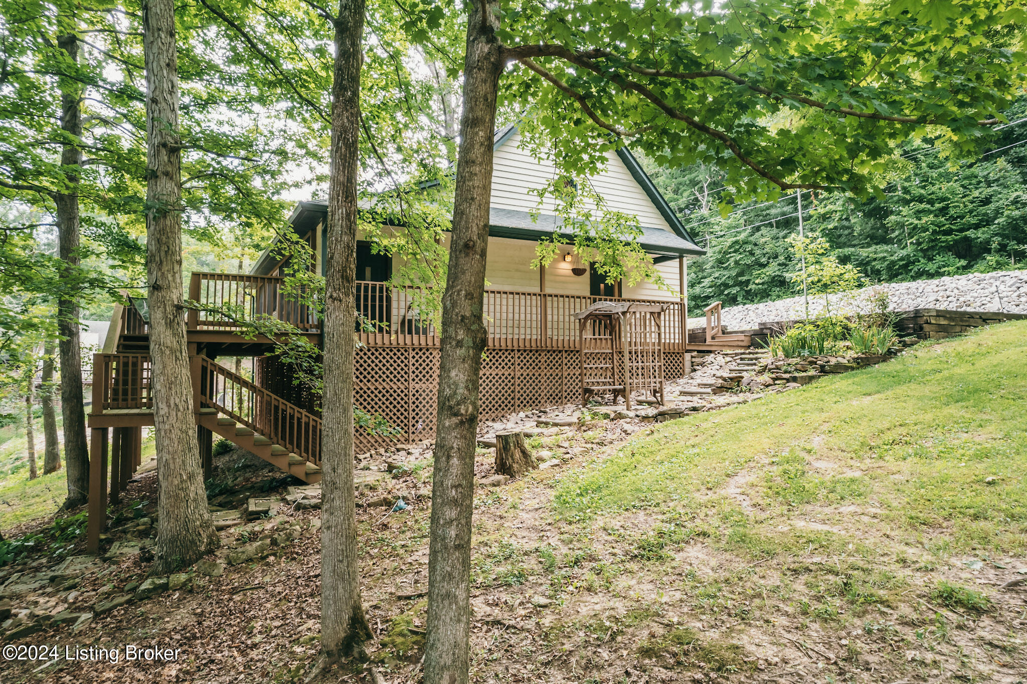 315 Timberlake Ln, McDaniels, Kentucky image 4