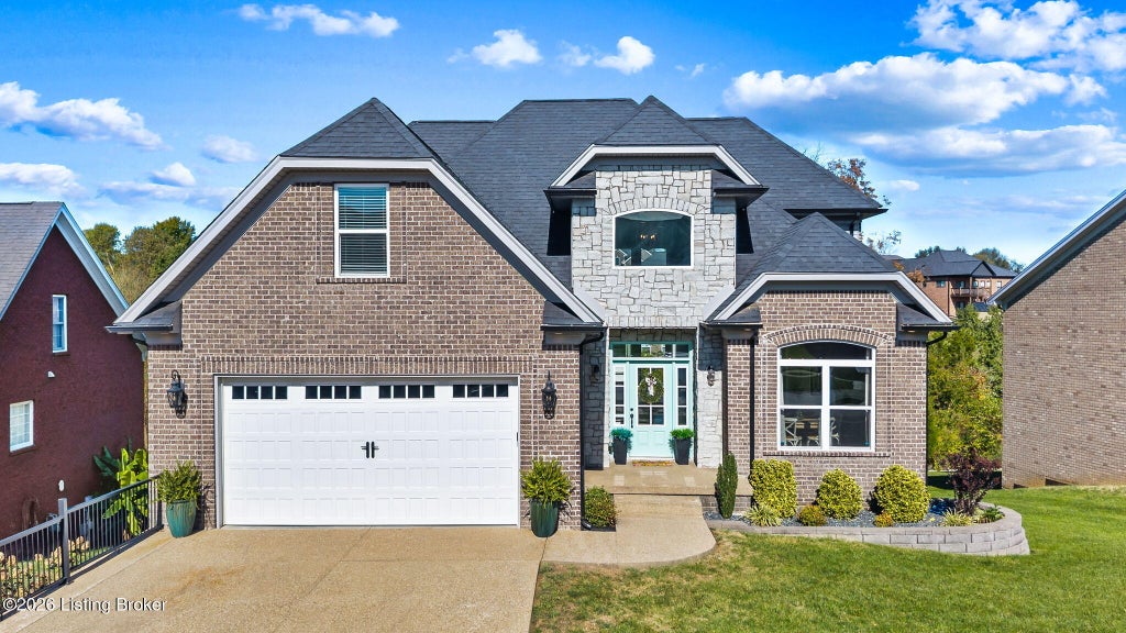 Photo of 309 Grand Oak Blvd, Shepherdsville, KY 40165 (MLS # 1732607)