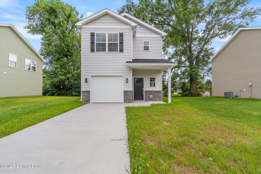 Photo of 3210 Maldon Ct, Louisville, KY 40216 (MLS # 1706874)