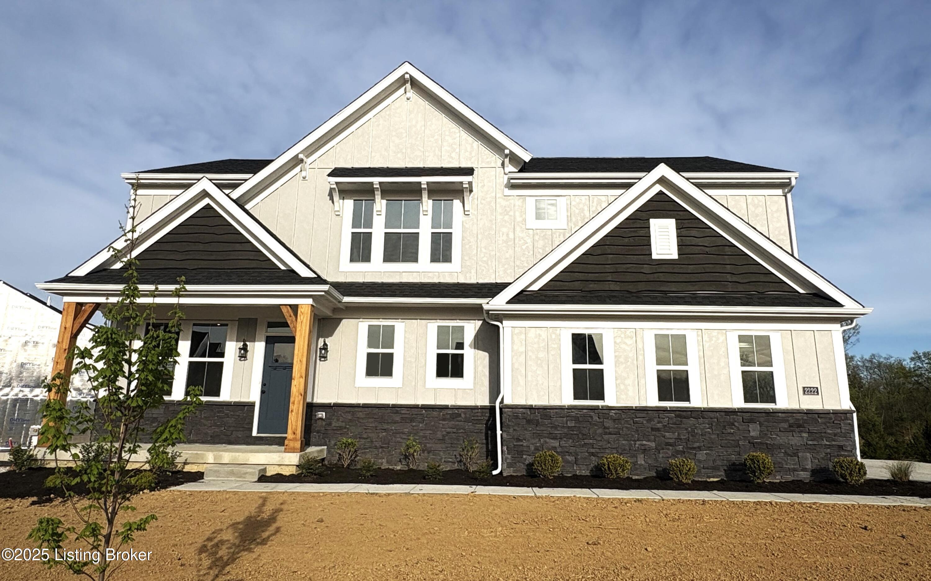 2222 Summit View Dr, La Grange, Kentucky image 1