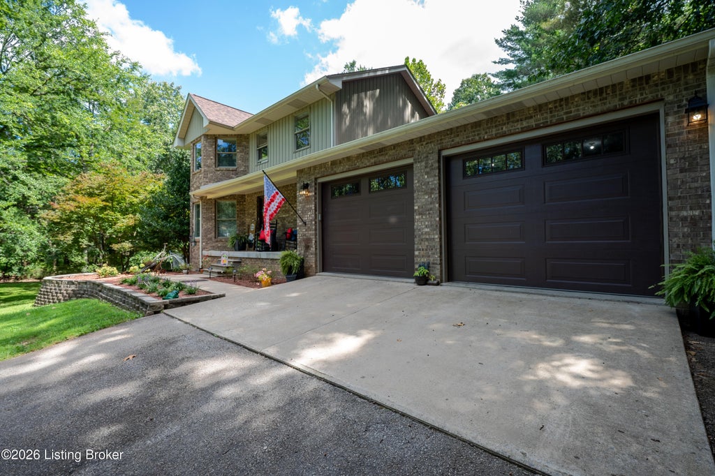 Photo of 2656 E Doe Valley Pkwy, Brandenburg, KY 40108 (MLS # 1728087)