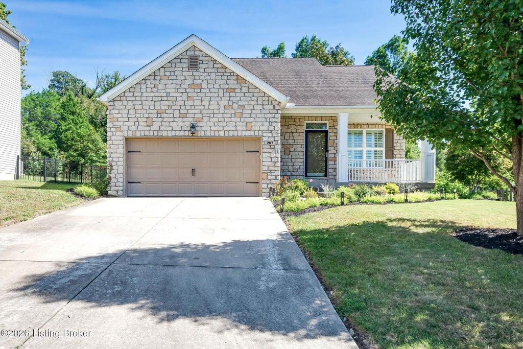 Photo of 207 Brookfield Hills Ct, Louisville, KY 40245 (MLS # 1730364)