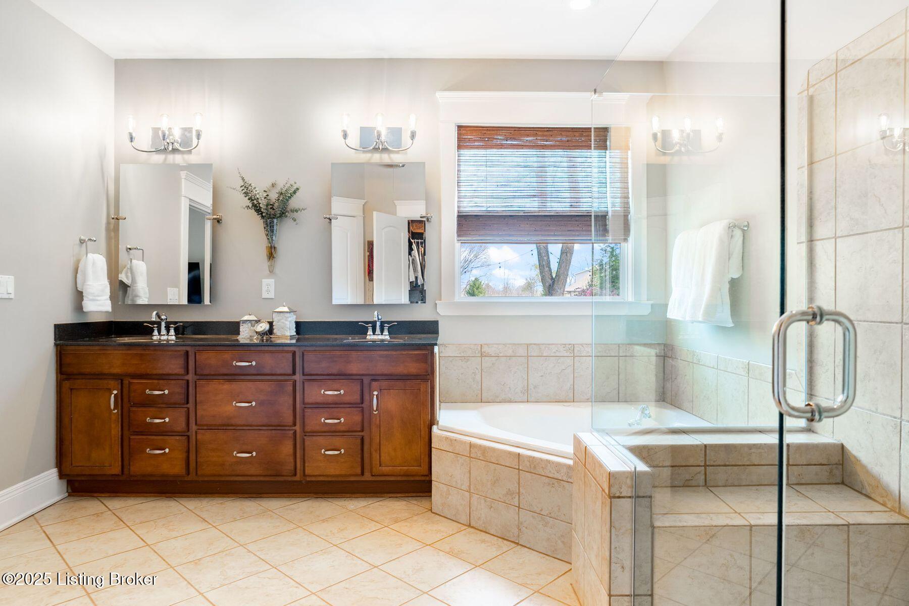 9003 Maddox Dr, Prospect, Kentucky image 33