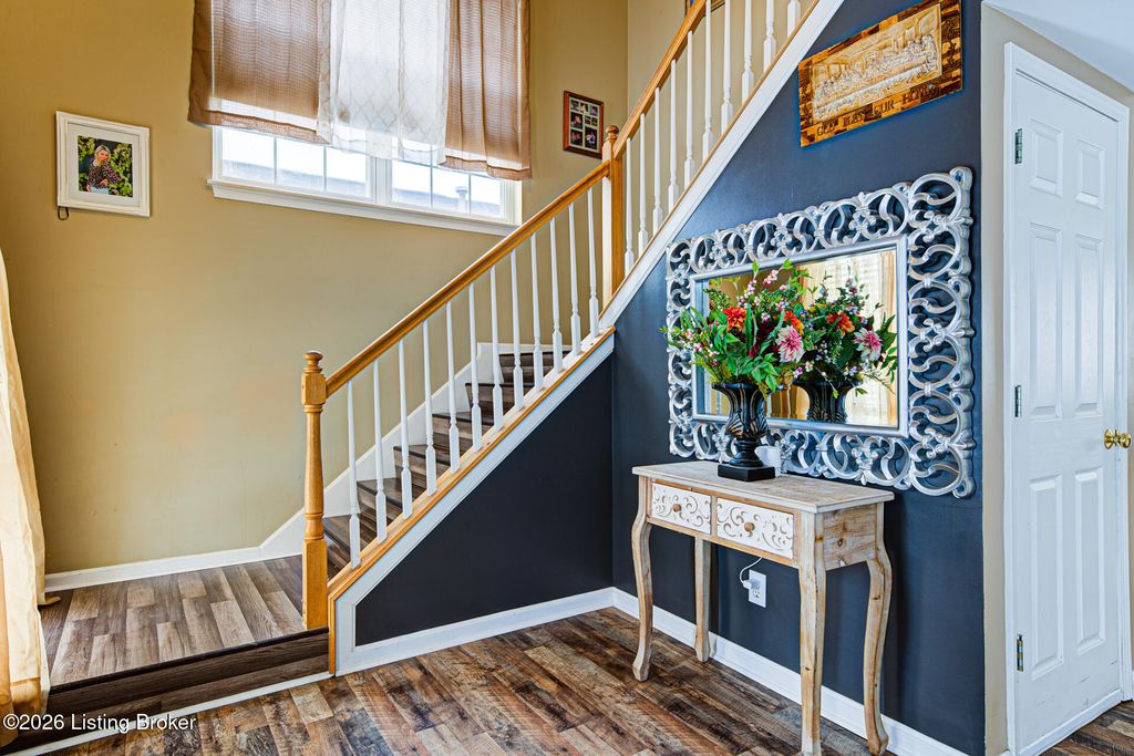 Photo of 10611 Providence Dr, Louisville, KY 40291 (MLS # 1708591)