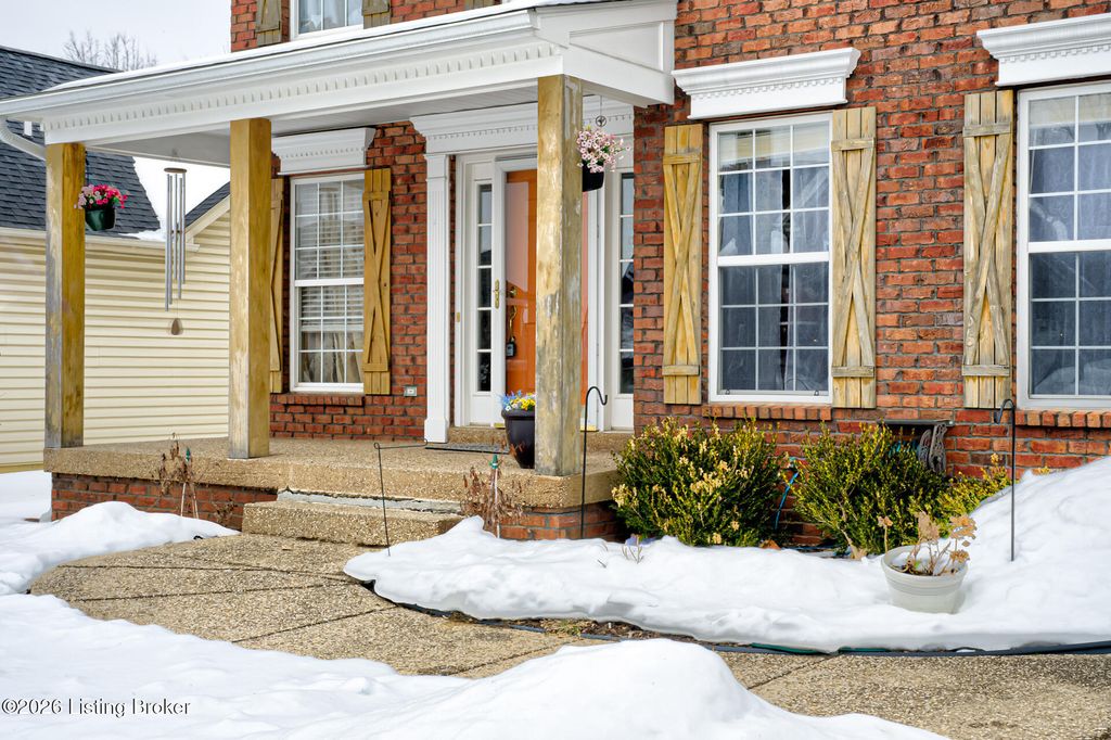 Photo of 10611 Providence Dr, Louisville, KY 40291 (MLS # 1708591)