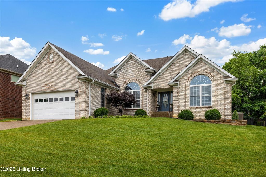 Photo of 10407 Buzzman Dr, Louisville, KY 40291 (MLS # 1718114)