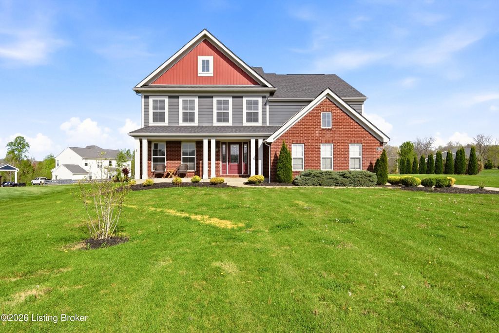 Photo of 1004 Cedar Cove, La Grange, KY 40031 (MLS # 1714992)