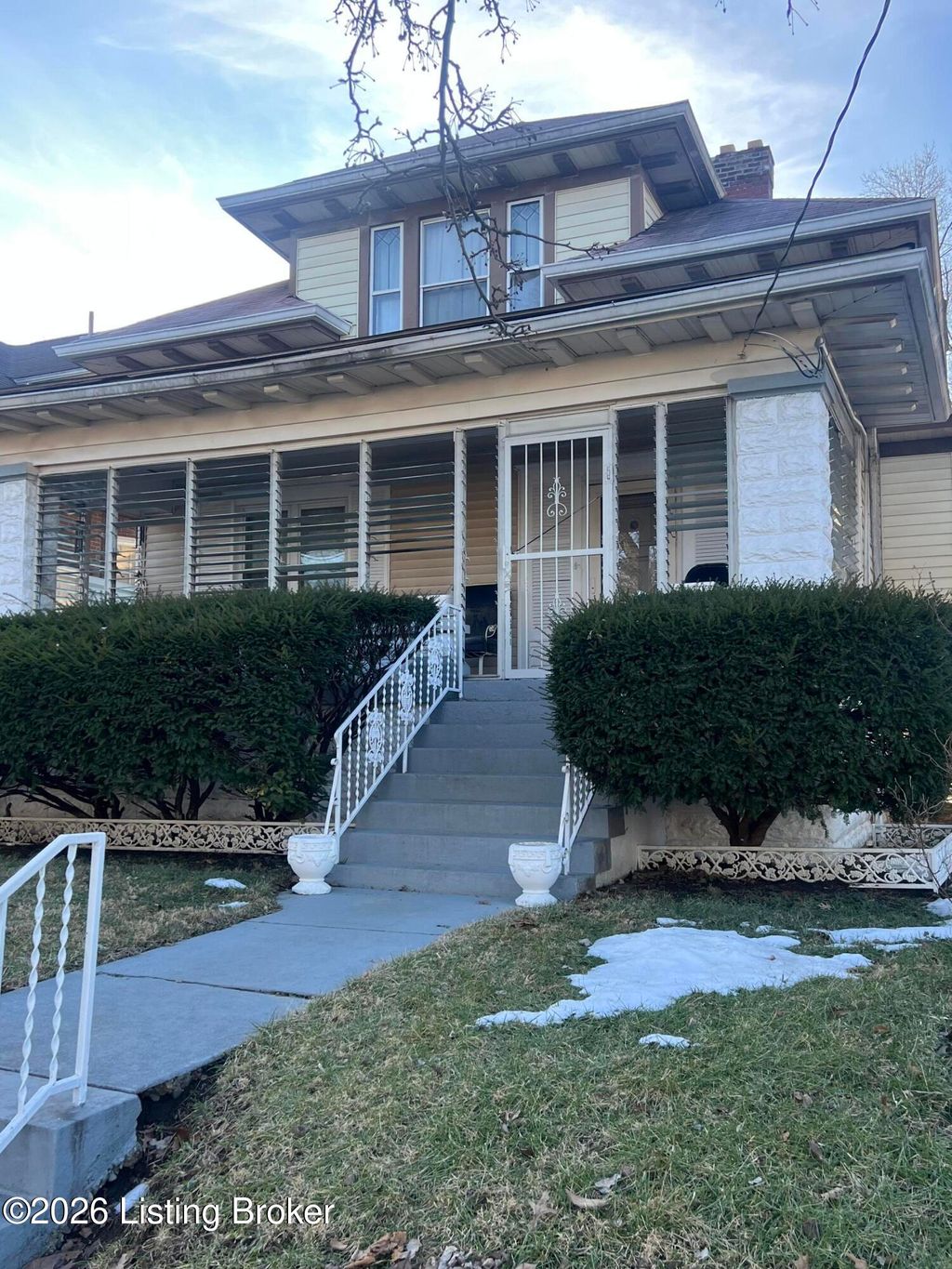 Photo of 808 Cecil Ave, Louisville, KY 40211 (MLS # 1709524)