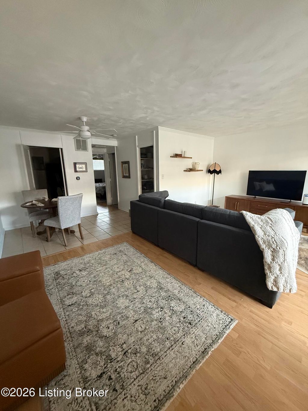 Photo of 1040 Cherokee Rd #APT E3, Louisville, KY 40204 (MLS # 1714656)