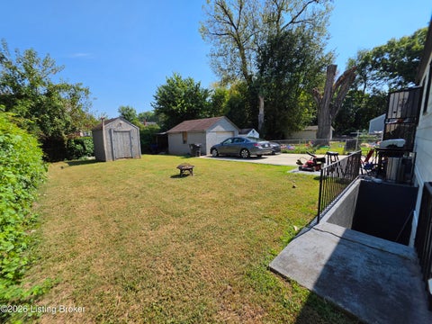 Tiny photo for 1623 S 28th St, Louisville, KY 40211 (MLS # 1729627)