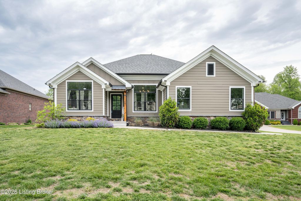 Photo of 1109 Dora Dr, Sellersburg, IN 47172 (MLS # 1715811)