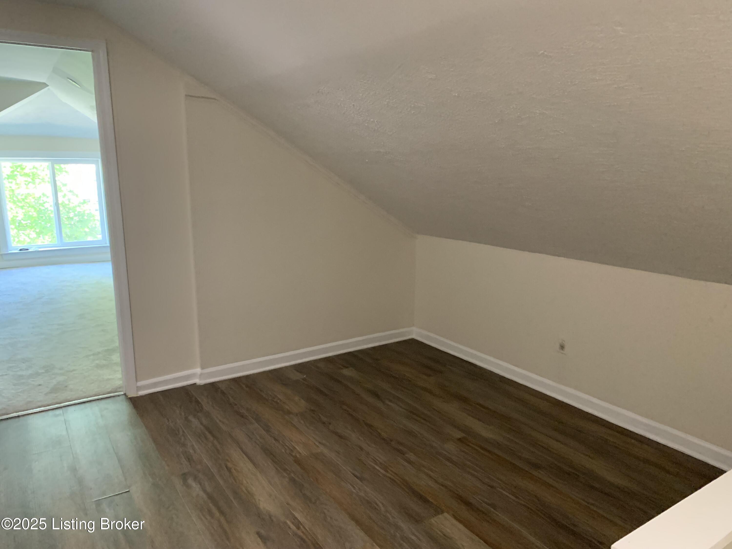 2532 Garland Ave, Louisville, Pennsylvania image 16
