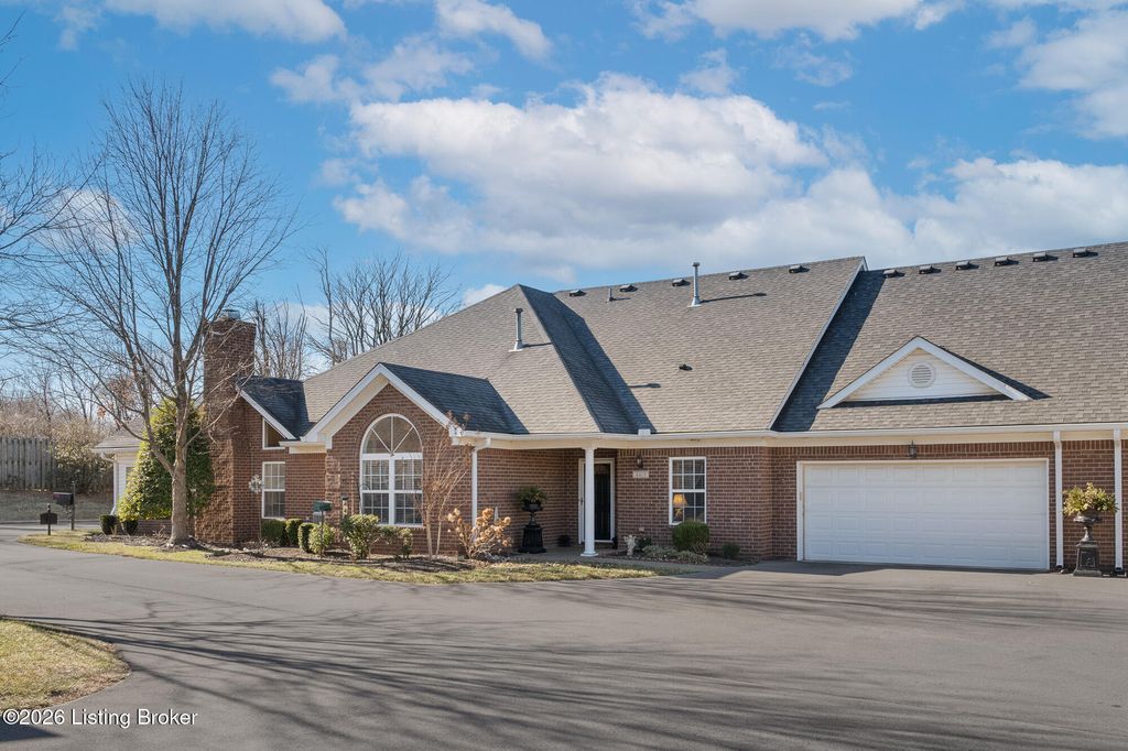 Photo of 4419 Garden Leaf Dr, Louisville, KY 40241 (MLS # 1707754)