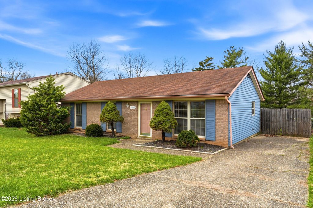 Photo of 11607 Deham Dr, Louisville, KY 40241 (MLS # 1711882)