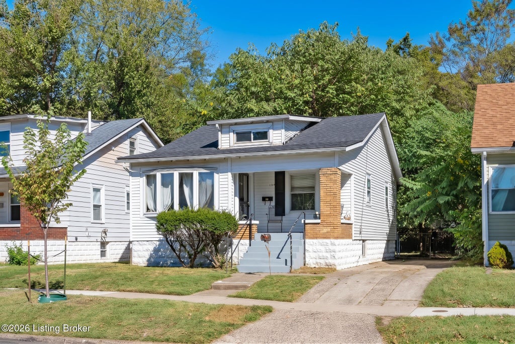 Photo of 1119 Larchmont Ave, Louisville, KY 40215 (MLS # 1732460)