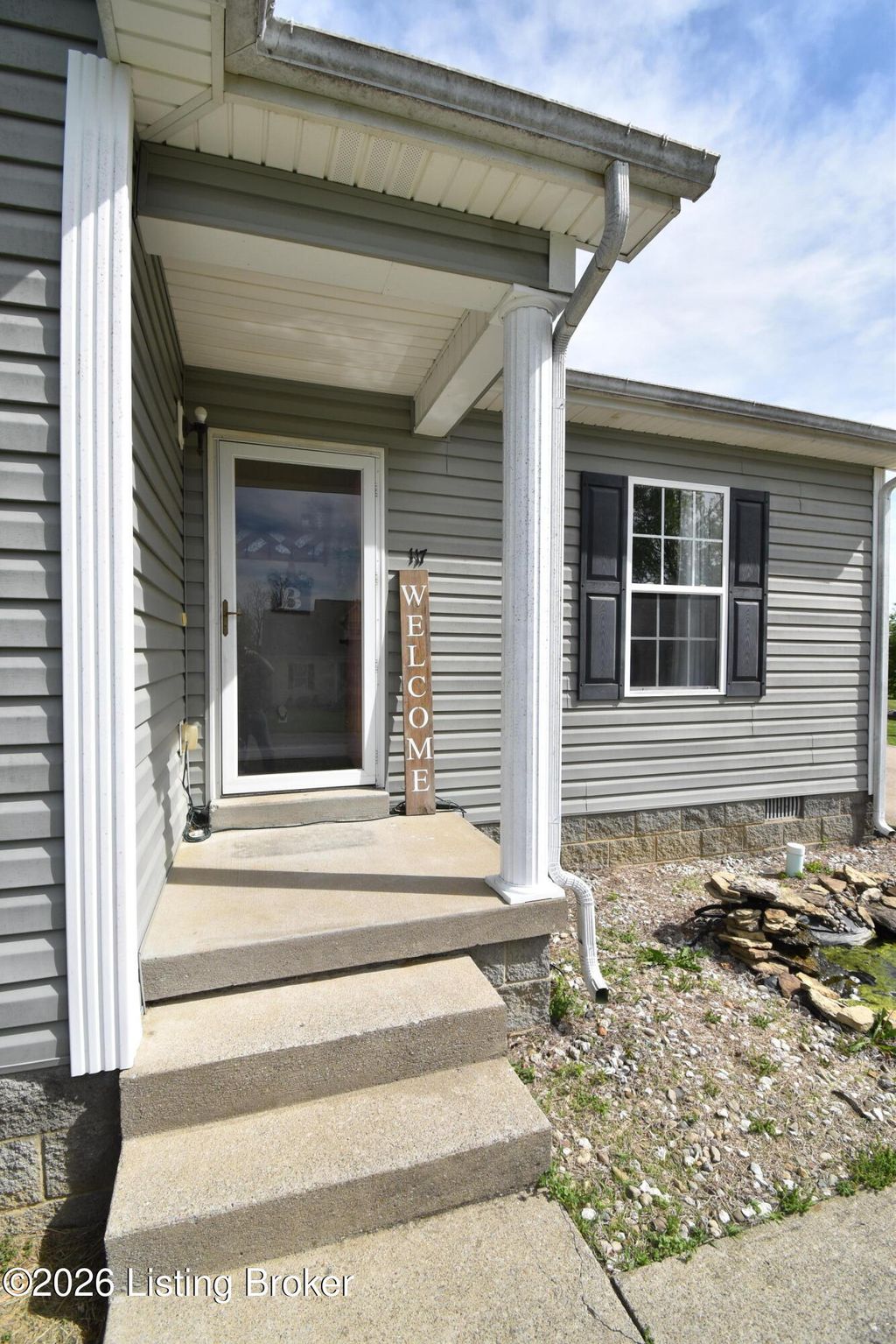 Photo of 117 Azalea Ave, Bardstown, KY 40004 (MLS # 1714866)