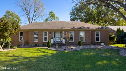Photo of 8311 Pine Grove Ct, Louisville, KY 40214 (MLS # 1701814) Photo of 8311 Pine Grove Ct, Louisville, KY 40214 (MLS # 1701814)