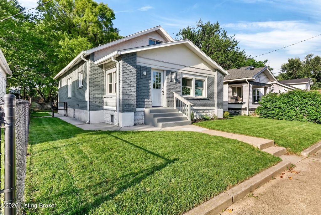 Photo of 3527 W Muhammad Ali Blvd, Louisville, KY 40212 (MLS # 1714882)