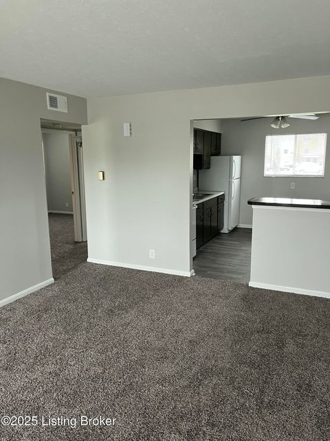 Homes For Rent - 6983 Dixie Hwy #202<br/> Louisville, KY 40258