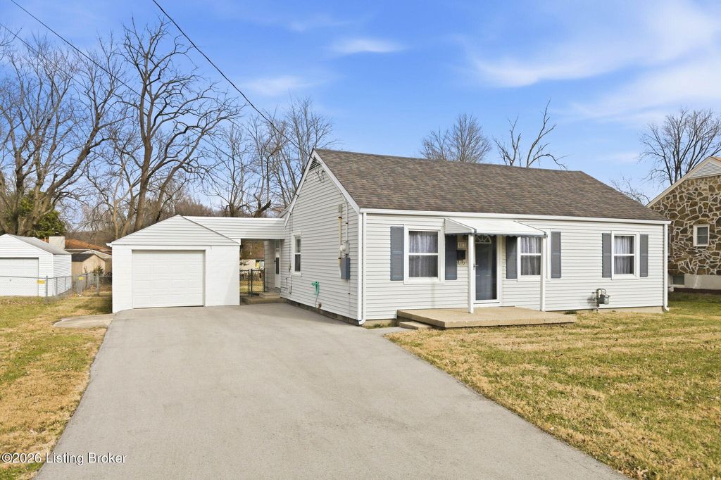 Photo of 5573 Bruce Ave, Louisville, KY 40214 (MLS # 1707566)