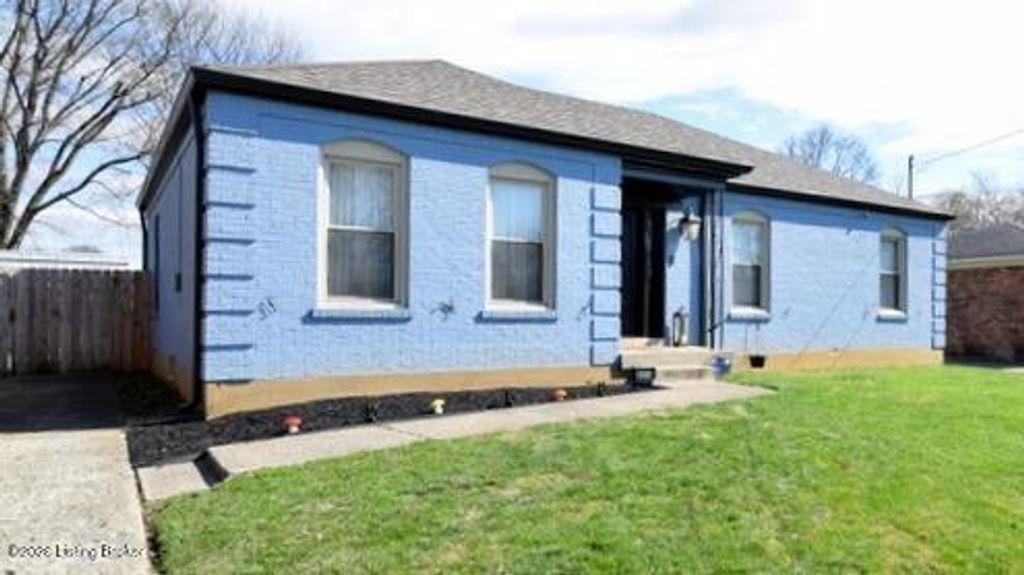 Photo of 3313 Enridge Dr, Louisville, KY 40220 (MLS # 1711841)