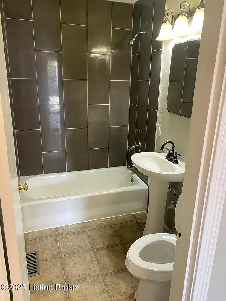 533 Lee Rd, Elizabethtown, Pennsylvania image 5