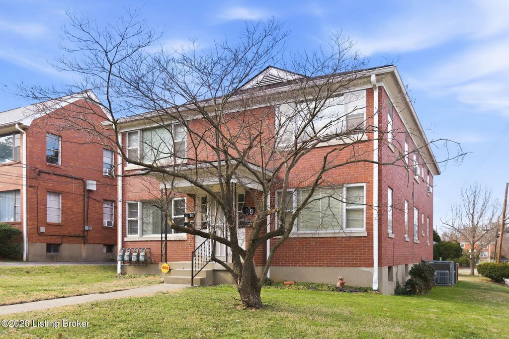 Photo of 4400 S 2nd St, Louisville, KY 40214 (MLS # 1712177)