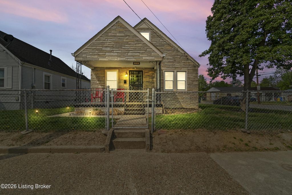 Photo of 3918 S 5th St, Louisville, KY 40214 (MLS # 1714647)