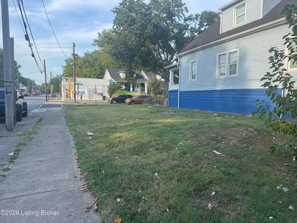 Photo of 2126 W Kentucky St, Louisville, KY 40210 (MLS # 1729449)