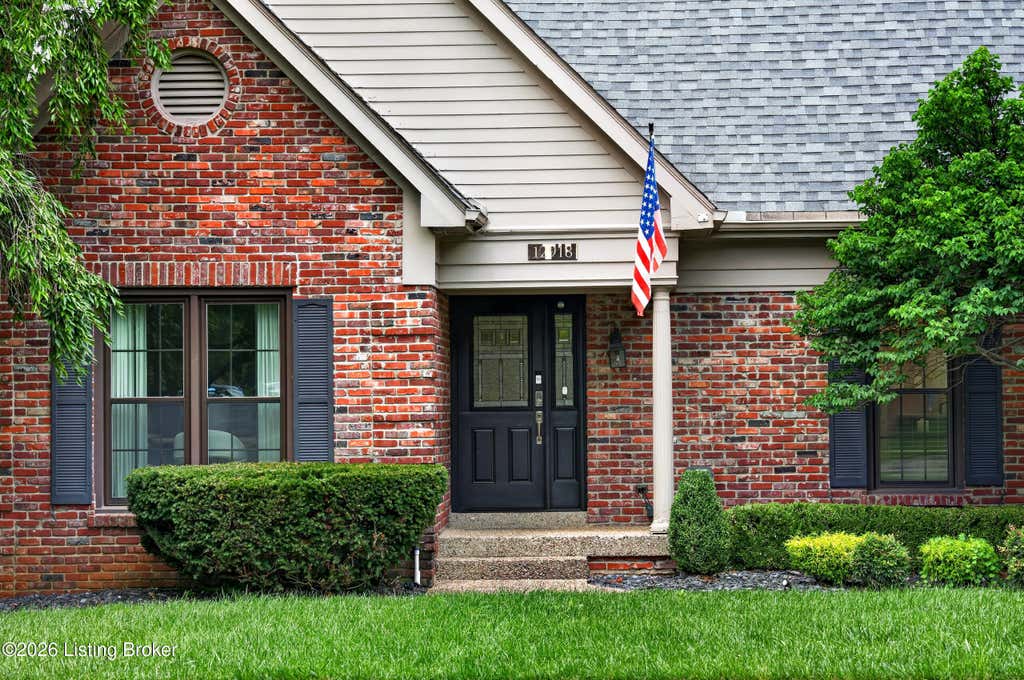 Photo of 12918 Wooded Forest Rd, Louisville, KY 40243 (MLS # 1722967)
