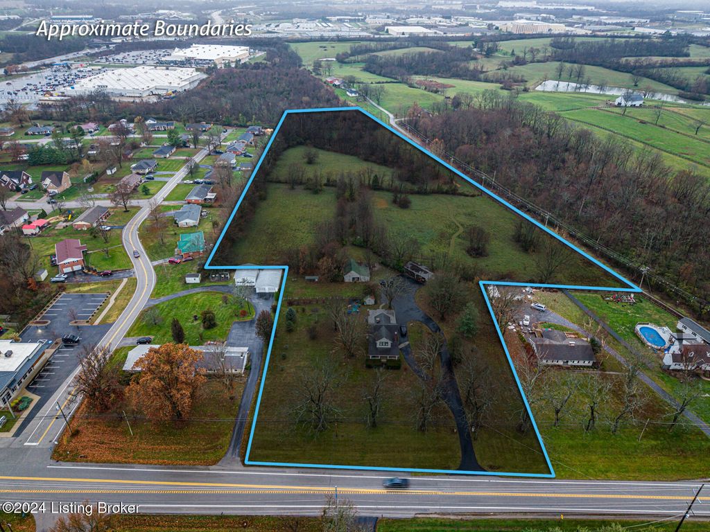 Photo of 2528 Shelbyville Rd, Shelbyville, KY 40065 (MLS # 1675915)