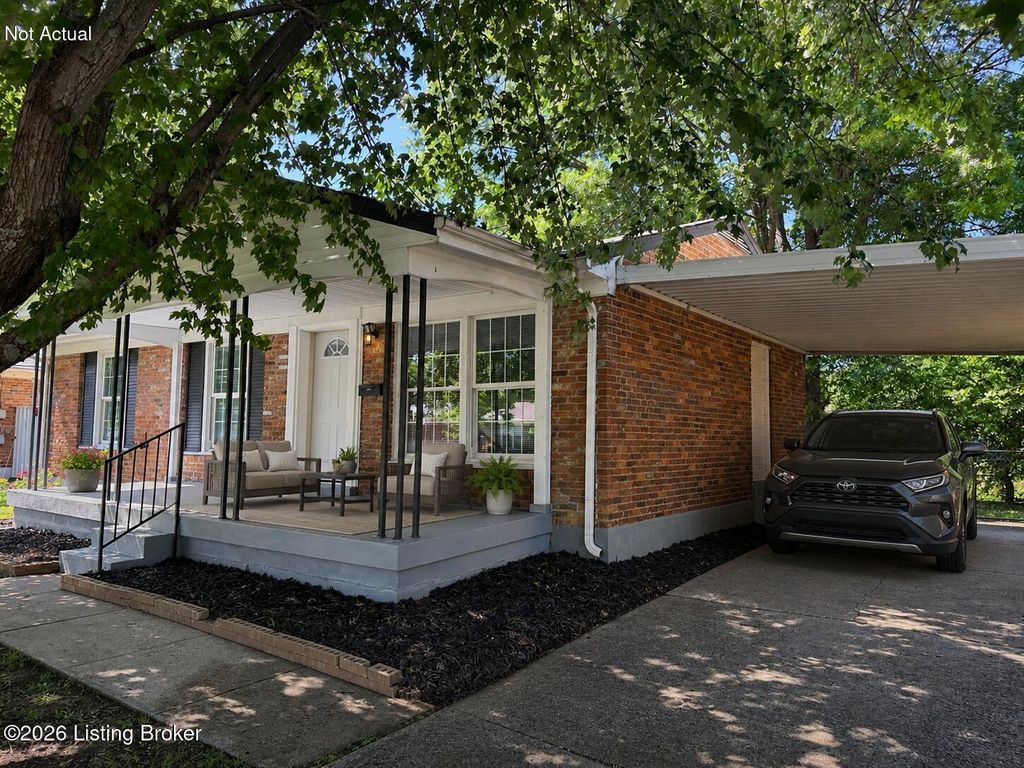 Photo of 123 Scottsdale Blvd, Louisville, KY 40214 (MLS # 1716312)