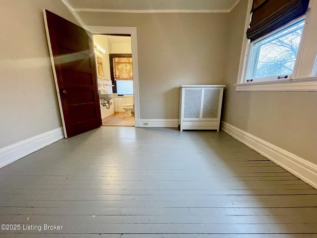 Photo of 1401 E Breckinridge St #4, Louisville, KY 40204 (MLS # 1705181)