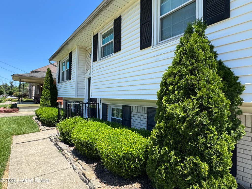 Photo of 2013 Beech St, Louisville, KY 40210 (MLS # 1719248)
