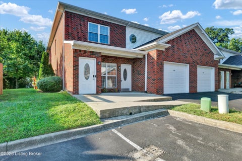 Photo of 339 S Dorsey Ln, Louisville, KY 40223 (MLS # 1725611)