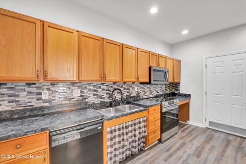 Tiny photo for 339 S Dorsey Ln, Louisville, KY 40223 (MLS # 1725611)