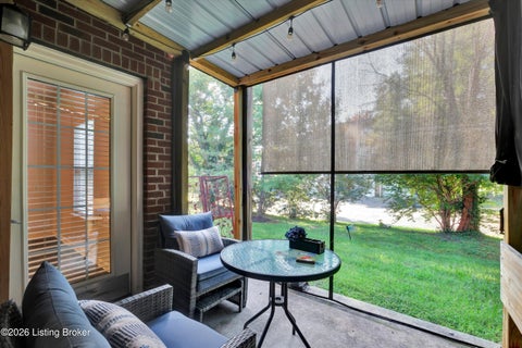 Tiny photo for 339 S Dorsey Ln, Louisville, KY 40223 (MLS # 1725611)
