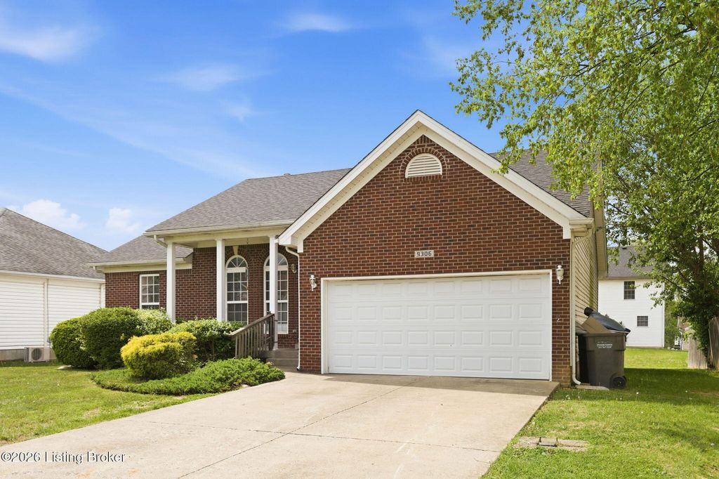 Photo of 9306 Pinto Ct, Louisville, KY 40118 (MLS # 1714603)