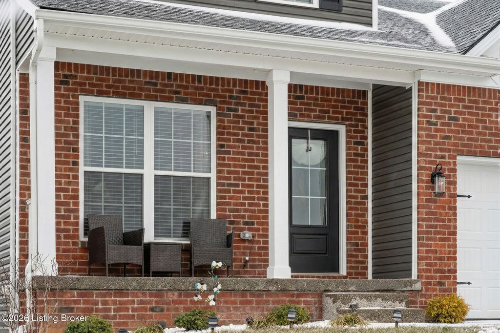 Photo of 11922 Cascade Falls Trail, Louisville, KY 40229 (MLS # 1707933)