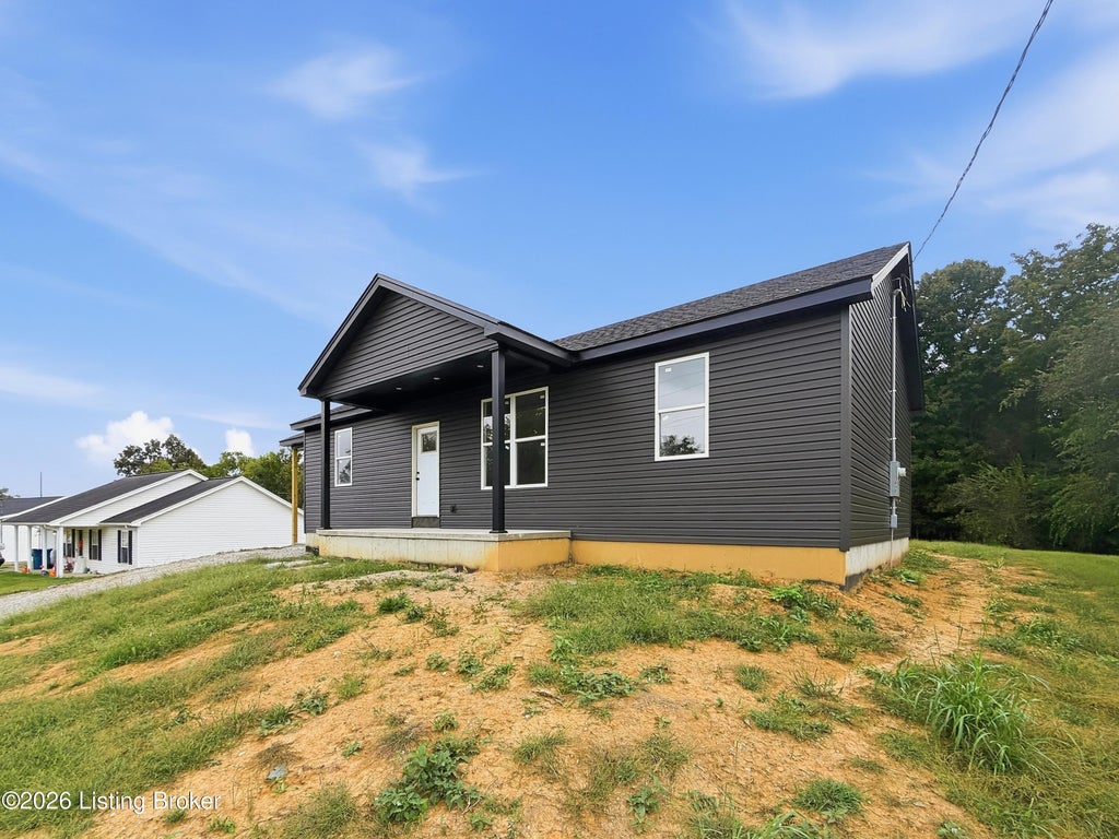 Photo of 272 School Side Dr, Brandenburg, KY 40108 (MLS # 1730380)