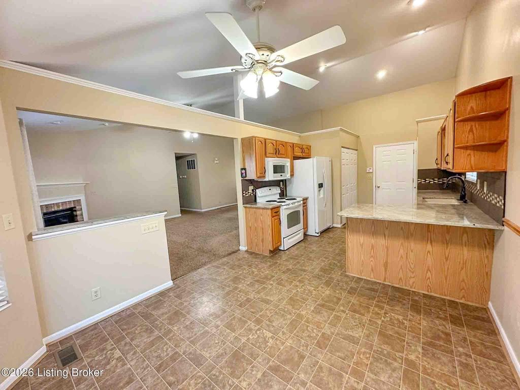 Photo of 1813 Forest Run Dr, Independence, KY 41051 (MLS # 1713056)