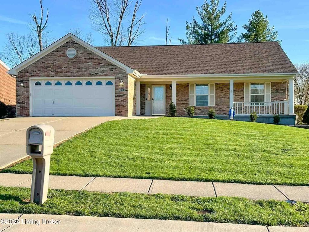 Photo of 1813 Forest Run Dr, Independence, KY 41051 (MLS # 1713056)