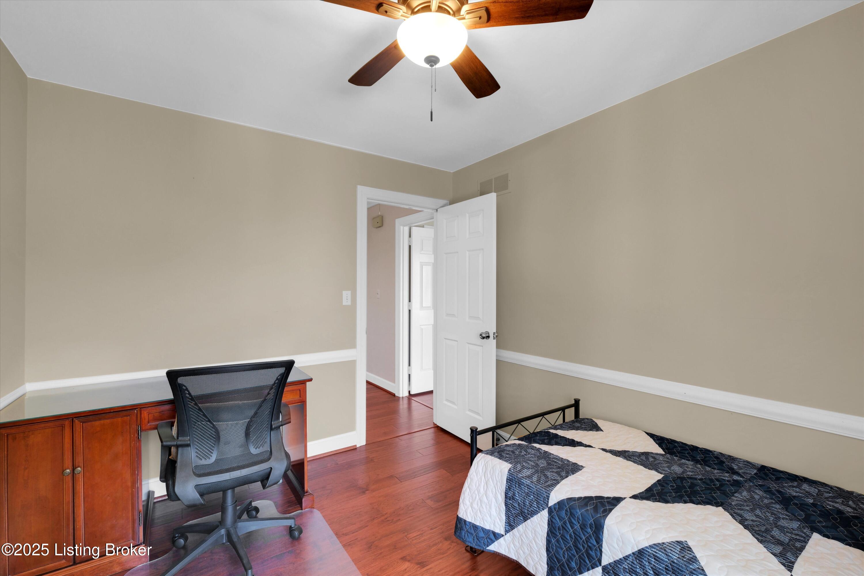 418 Glensford Dr, Louisville, Kentucky image 30
