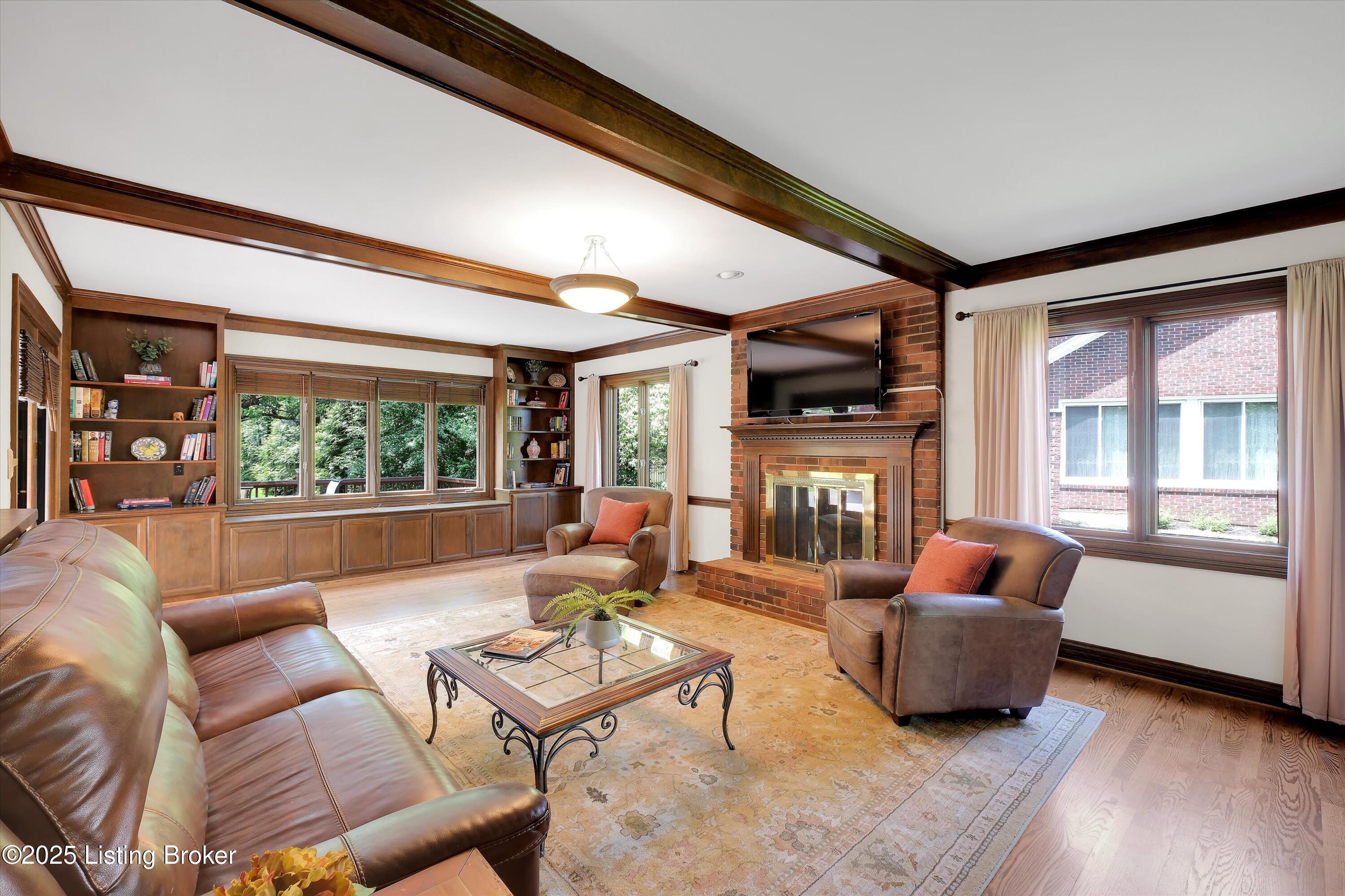 418 Glensford Dr, Louisville, Kentucky image 6