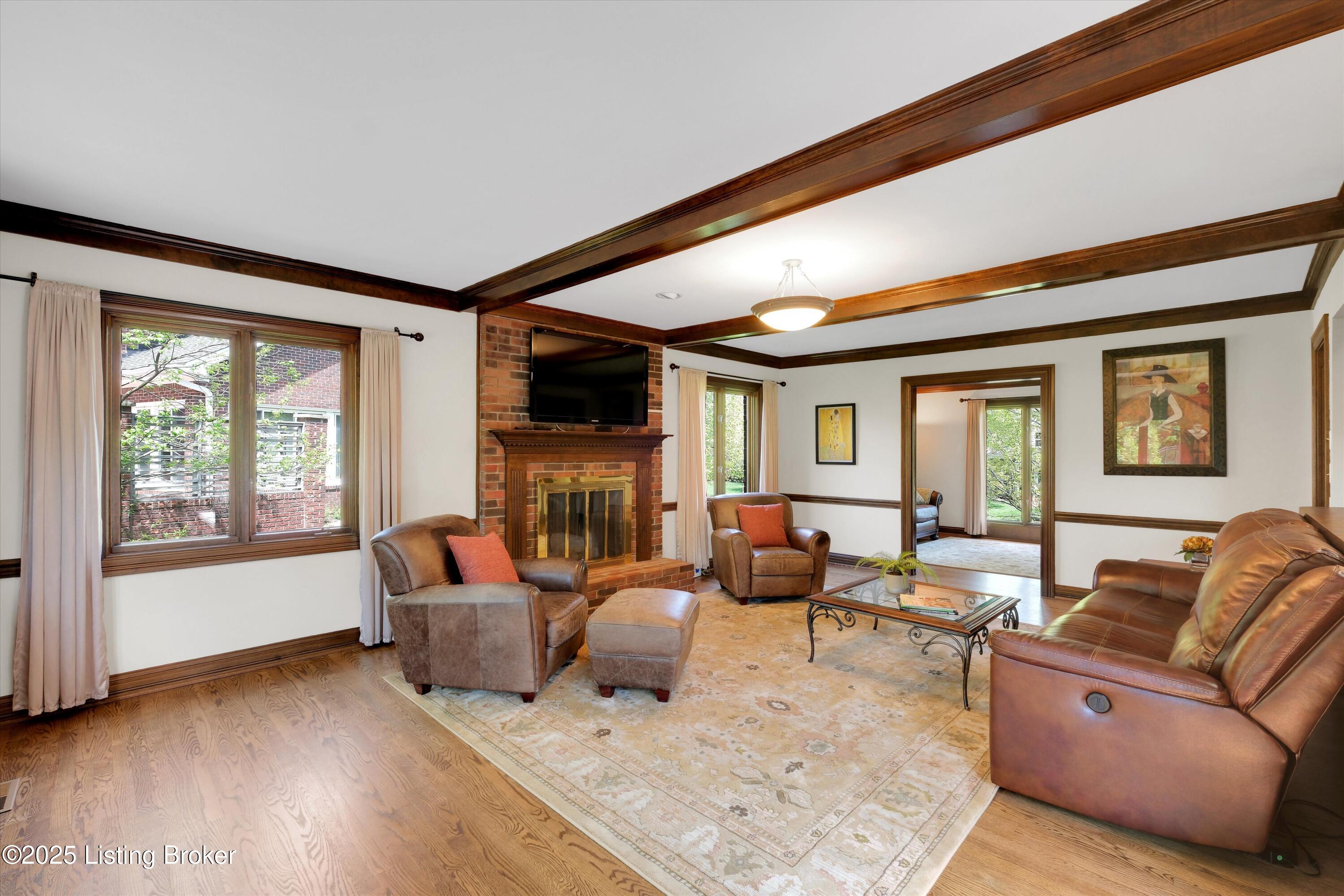 418 Glensford Dr, Louisville, Kentucky image 8